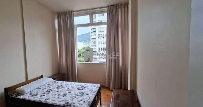 À venda na tijuca: apartamento com sala, 2 quartos e dependências, localizado na rua general roca, em frente à praça saens peña. oportunidade com ótima infraestrutura urbana. ref.: 21518.