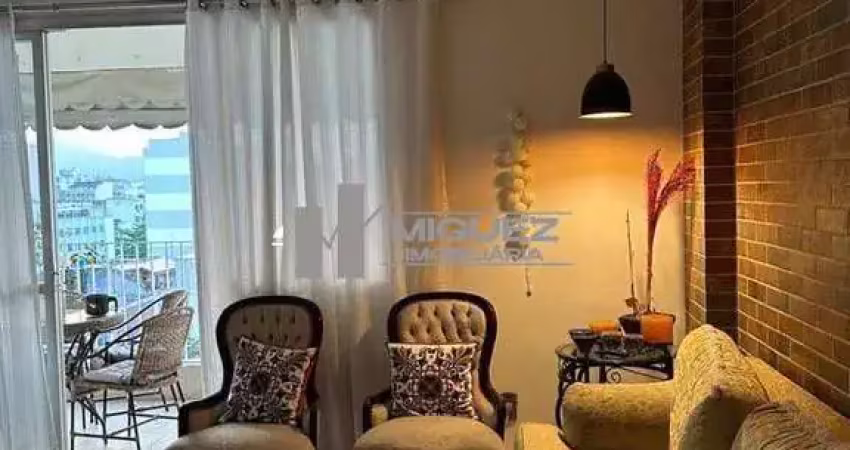 Na tijuca, apartamento à venda com 3 quartos, sendo 1 suíte, varanda e 1 vaga de garagem. localizado na rua alexandre gusmão, ideal para quem busca conforto e praticidade. consulte condições.