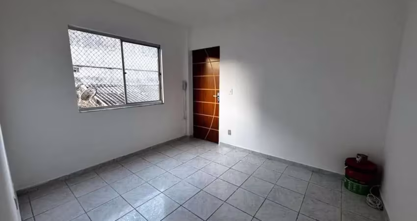 Apartamento a venda rua torres de oliveira (piedade) são 2 quartos, 1 vaga de garagem. proximidades a estação (piedade e quintino.