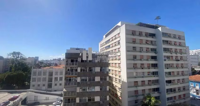 À venda: apartamento na rua do bispo com 105 m², 3 quartos (1 suíte), varanda, sala espaçosa e 2 vagas na garagem. oportunidade exclusiva para morar com conforto.