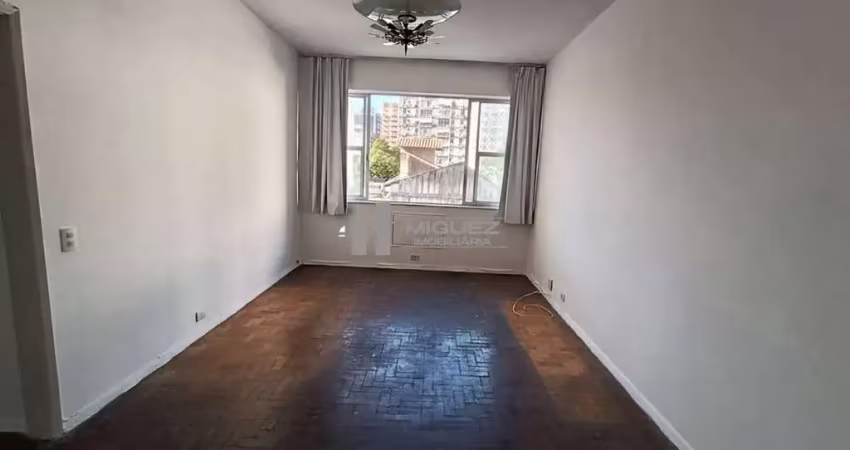 Apartamento à venda na área nobre da rua uruguai: amplo 3 quartos com uma vaga e dependência à 450 metros do metrô!