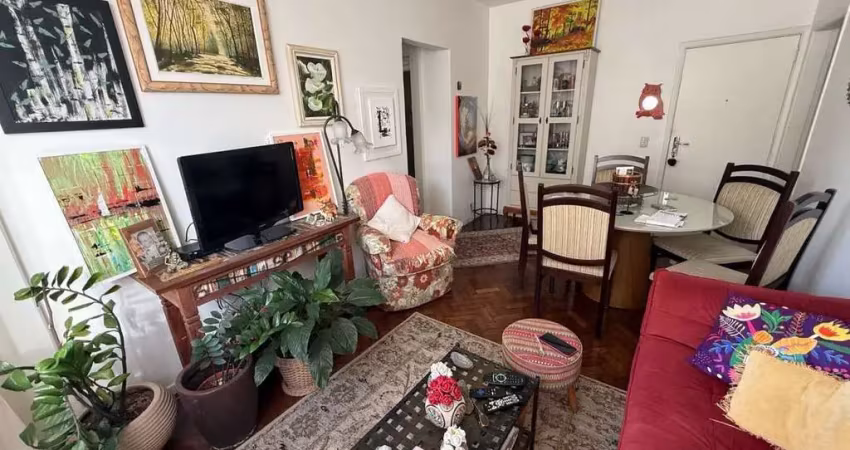 Tijuca — apartamento à venda na rua garibaldi. são 3 quartos, 2 banheiros, dependência completa e 1 vaga na escritura. localizado a 900m da estação uruguai. agende sua visita.