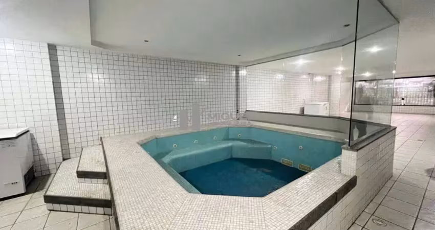 Rua doutor satamini: apartamento à venda com 3 quartos, sendo 1 suíte, varanda e vaga na escritura. localização privilegiada, junto à praça afonso pena e com fácil acesso ao metrô. agende uma visita.