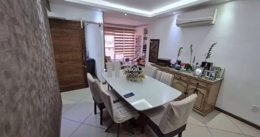 Excelente apartamento à venda na tijuca. imóvel com 103m², 3 quartos (1 suíte), infraestrutura de lazer e 2 vagas escrituradas. localização estratégica, próximo ao metrô da praça sans peña, oferecendo