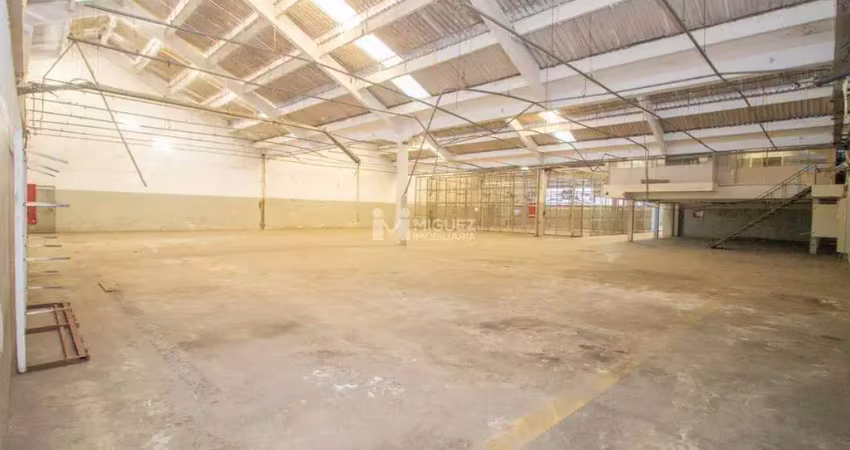 Vendo ou alugo galpão, 4200 m² junto campo de são cristóvão, localização especial, estuda permuta- rio de janeiro