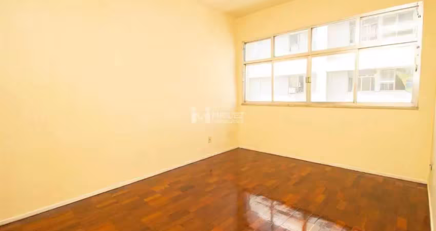 Rua do bispo - apartamento com 2 quartos, vaga, porteiro 24 horas tijuca - rio de janeiro código 15523