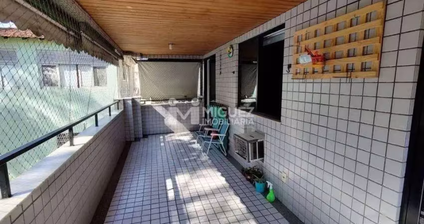 Apartamento com 3 quartos, varanda, 2 vagas, código 13700 - tijuca - rio de janeiro