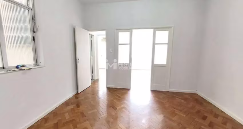 Apartamento com 2 quartos, localização privilegiada, centro - rio de janeiro