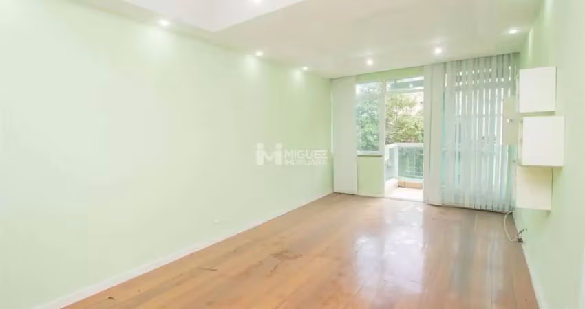 Apartamento à venda  próximo ao shopping tijuca  rua santa sofia  2 quartos, sendo 1 suíte 2 vagas na escritura  90 m²