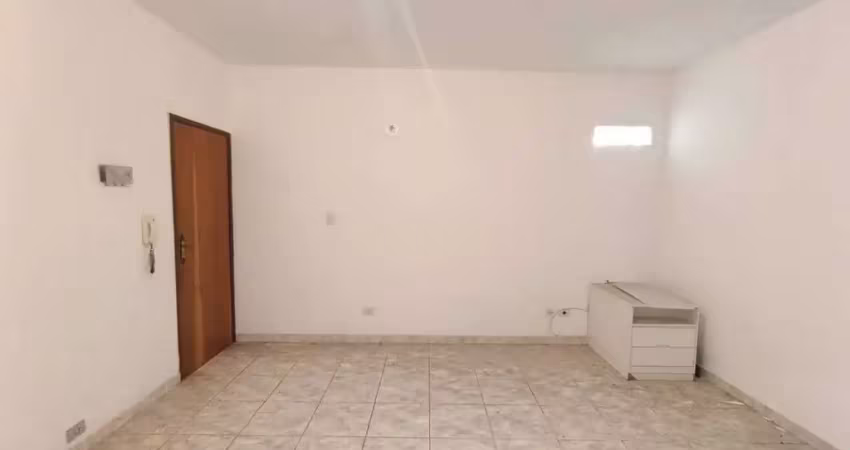 Alugo apartamento espaçoso, 2 quartos com excelente localização na tijuca