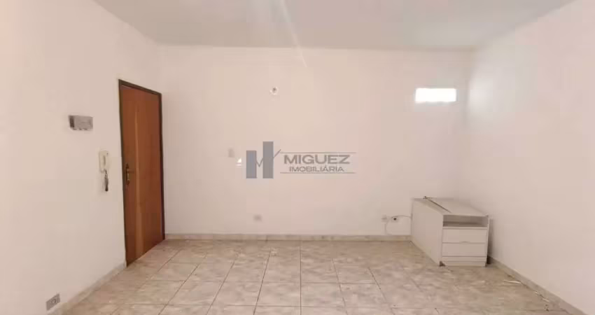 Alugo apartamento espaçoso, 2 quartos com excelente localização na tijuca