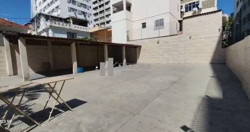 Apartamento à venda, rua haddock lobo, tijuca. 2 quartos, vaga e churrasqueira e porteiro 24 horas. código 23110