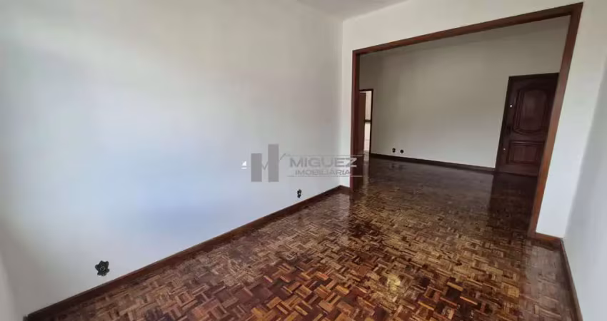 Apartamento para alugar na avenida maracanã, 3 quartos, 2 banheiros, dependência completa, 1 vaga na garagem. próximo à praça comandante xavier de brito