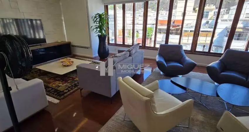 Cobertura / penthouse modernizada para venda rua barata ribeiro - copacabana. 4 quartos, sendo 1 suíte, área externa, 1 vaga na escritura. 302 m².