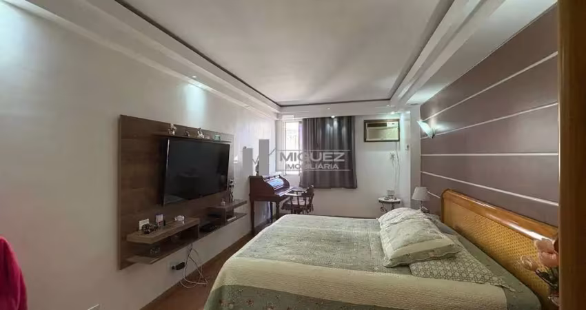 Apartamento com a incrível metragem de 290m², 4 quartos e 3 vagas na rua dona delfina (tijuca)