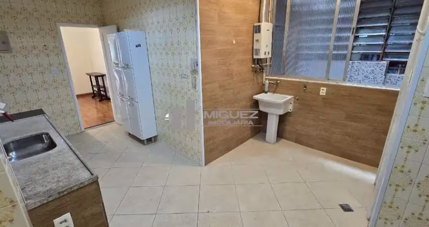 Tijuca – rua campos sales com 70 m², 2 quartos, copa cozinha e metrô a poucos passos!.