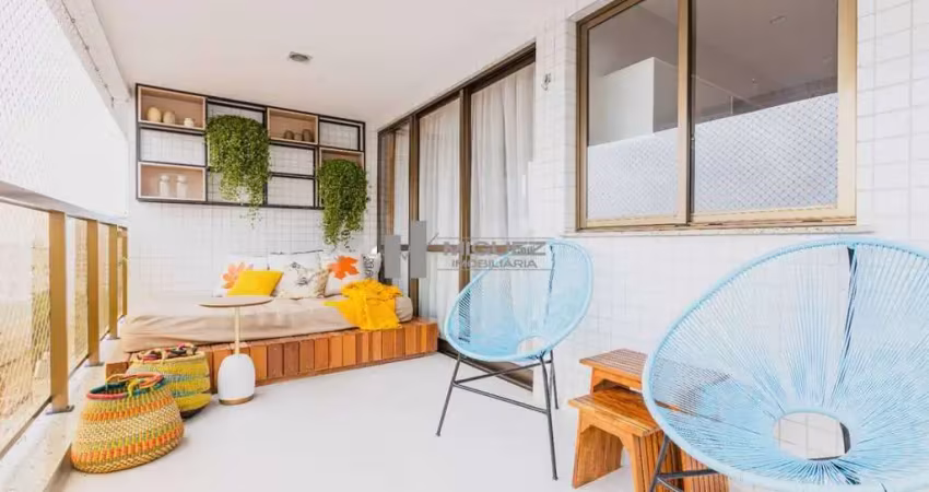 Apartamento na tijuca com 130 m², 4 quartos, varanda, vista livre, porteira fechada, infraestrutura completa e 2 vagas. localizado na rua bom pastor, próximo ao metrô uruguai.