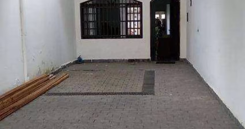 Sobrado à venda, 363 m² por R$ 600.000,00 - Centro - Taubaté/SP