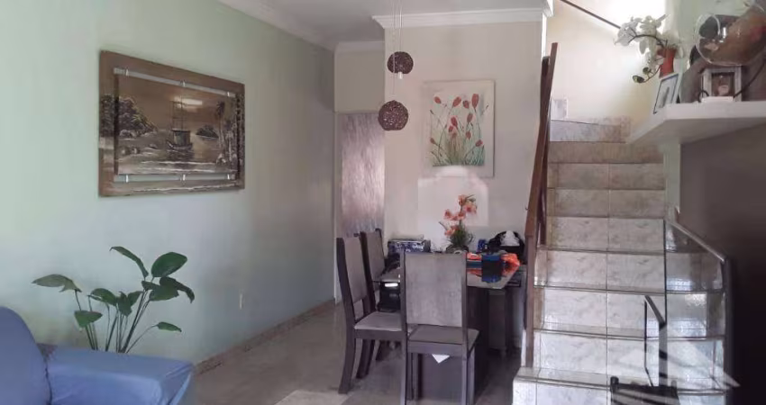 Sobrado com 2 dormitórios à venda, 112 m² - Vila São José - Taubaté/SP