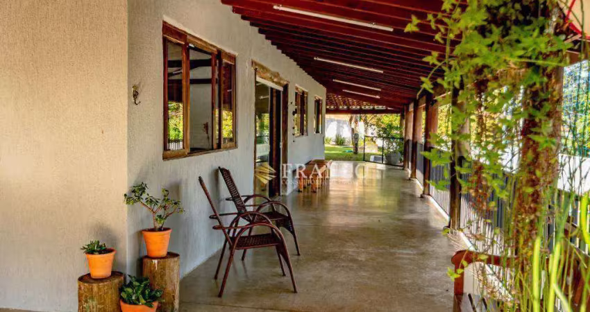 Chácara com 3 dormitórios à venda, 1600 m² - Itaim - Taubaté/SP