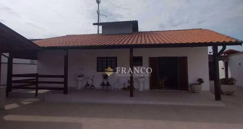Casa com 3 quartos à venda na Rua Vitório de Sá, Belém, Taubaté