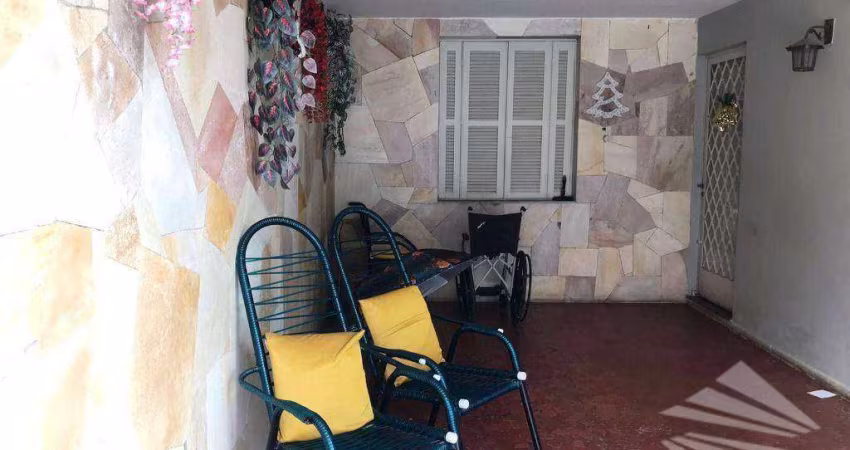 Casa com 3 dormitórios à venda, 120 m² - Centro - Taubaté/SP