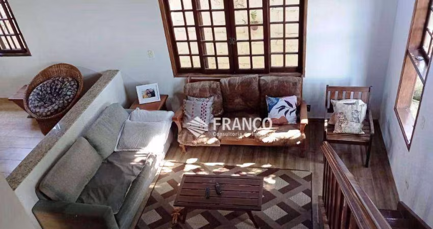 Sobrado com 3 dormitórios à venda, 400 m² - Condomínio Chácaras Cataguá - Taubaté/SP