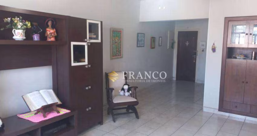 Apartamento com 3 dormitórios à venda, 120 m² por R$ 320.000 - Centro - Taubaté/SP
