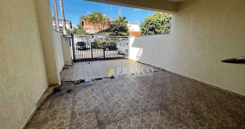 Casa com 3 quartos para alugar na Rua Ângelo Zuim, Esplanada Independência, Taubaté