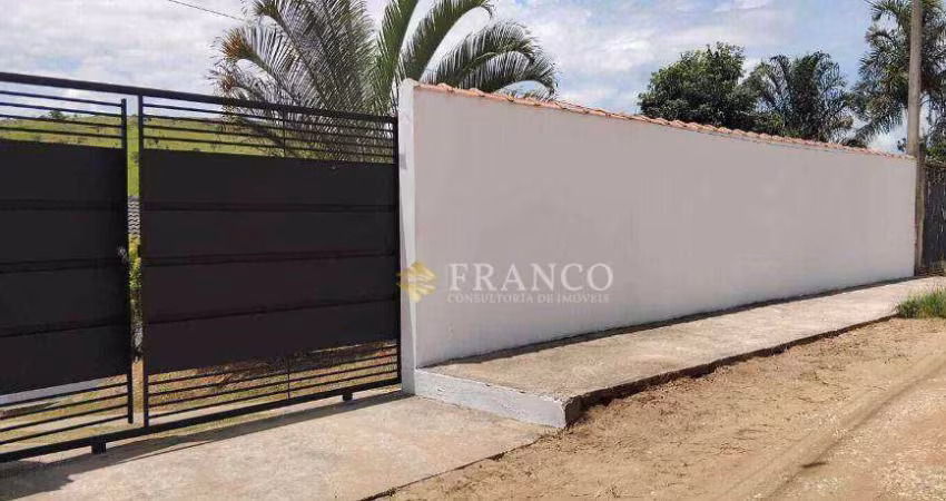 Chácara com 3 dormitórios, 909 m² - venda ou aluguel - Barreiro - Taubaté/SP