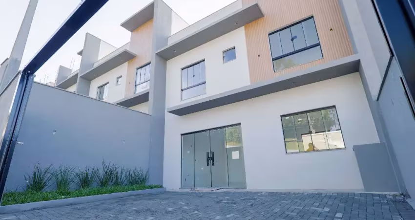 Sobrado geminado com 1 suíte mais 2 quartos à venda no bairro boa vista em joinville-sc por r$ 587.000,00