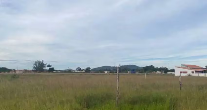 Oportunidade: 2 Terrenos de 600m² - próximo à Praia do Gavião - Araruama-RJ