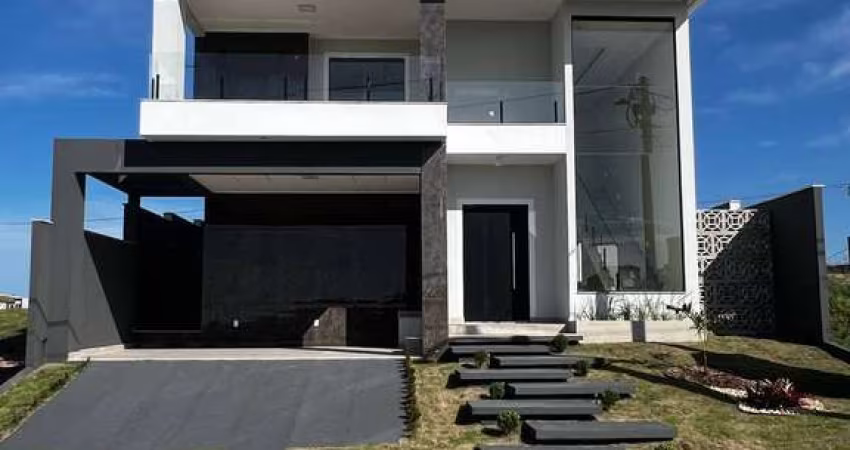 Casa com 4 quartos (1 suíte) no Condomínio Viverde II - São Pedro da Aldeia