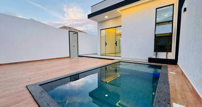 Casa Linear em fino acabamento 2 quartos (1 suíte) Jardim Peró, Cabo Frio
