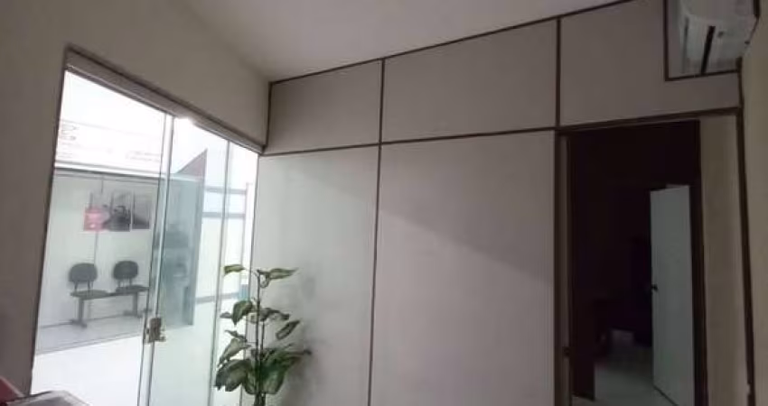 Loja Comercial para Locação, Recepção + 02 salas - Centro, Araruama/RJ.