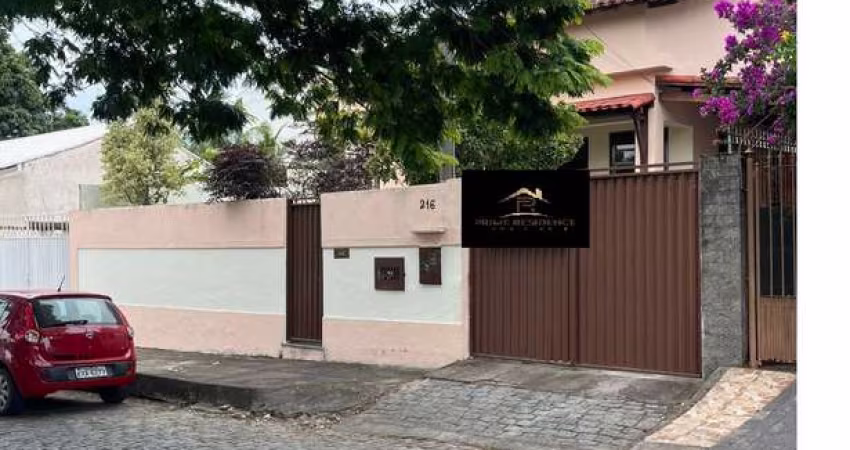 Casa à venda com 3 quartos, sendo 1 suíte, no Rio do Limão - Araruama/RJ