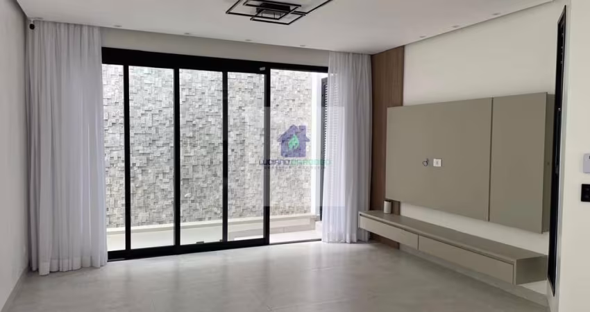 Casa de Condomínio em Nova Caieiras: 3 Suítes por R$2.400.000