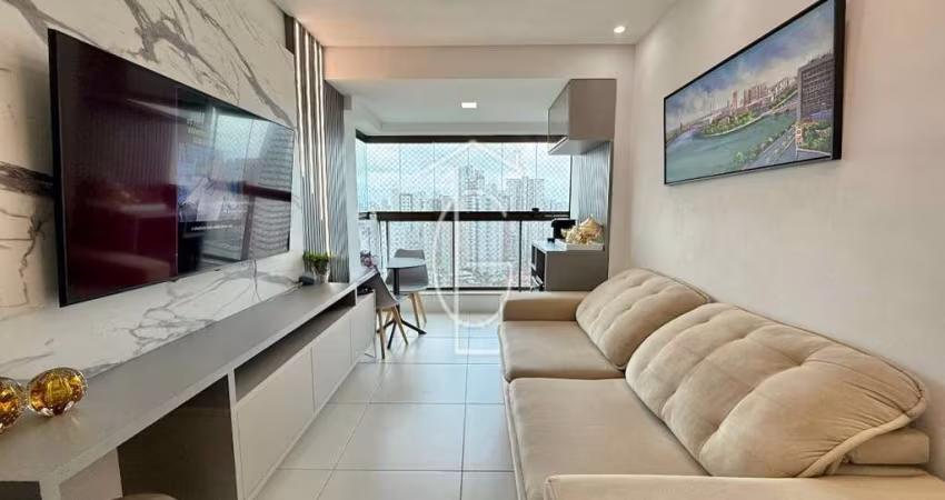 LINDO APARTAMENTO COM M&#211;VEIS PLANEJADOS EM PR&#201;DIO NOVO PR&#211;X. DA AV. BEIRA RIO