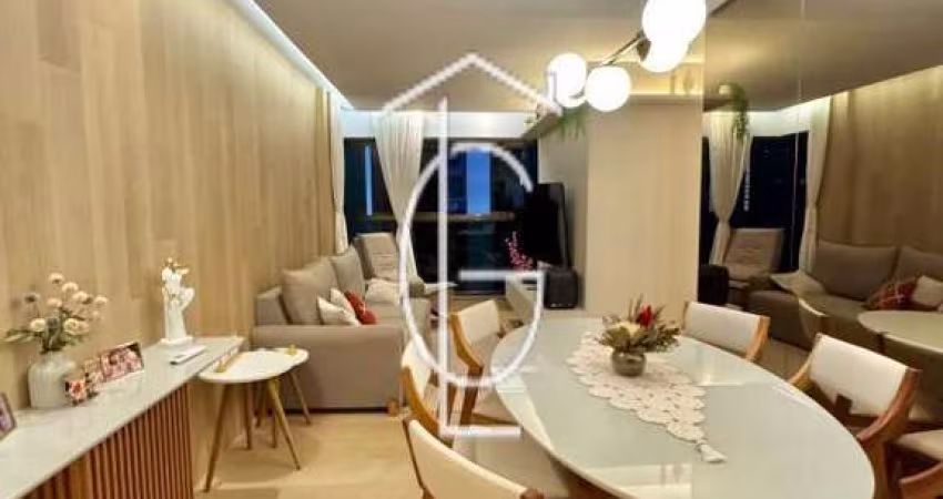 BEL&#205;SSIMO APARTAMENTO REFORMADO E MOBILIADO EM PR&#201;DIO NOVO NA TAMARINEIRA
