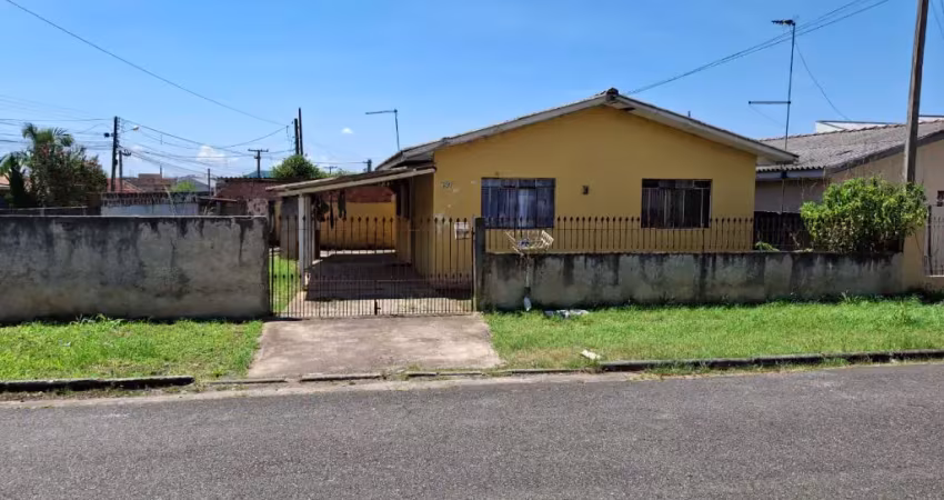 Casa à venda na Rua Peru, 204, Nações, Fazenda Rio Grande