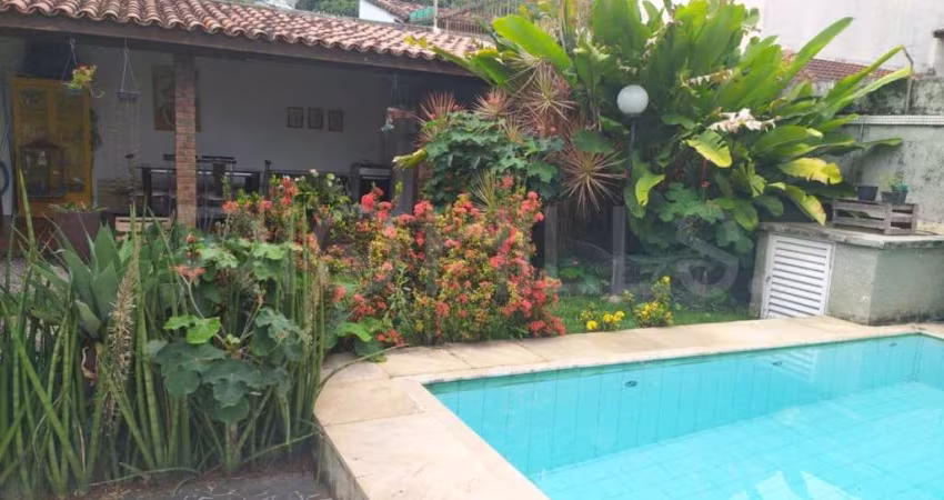 Casa à venda em Niterói/RJ