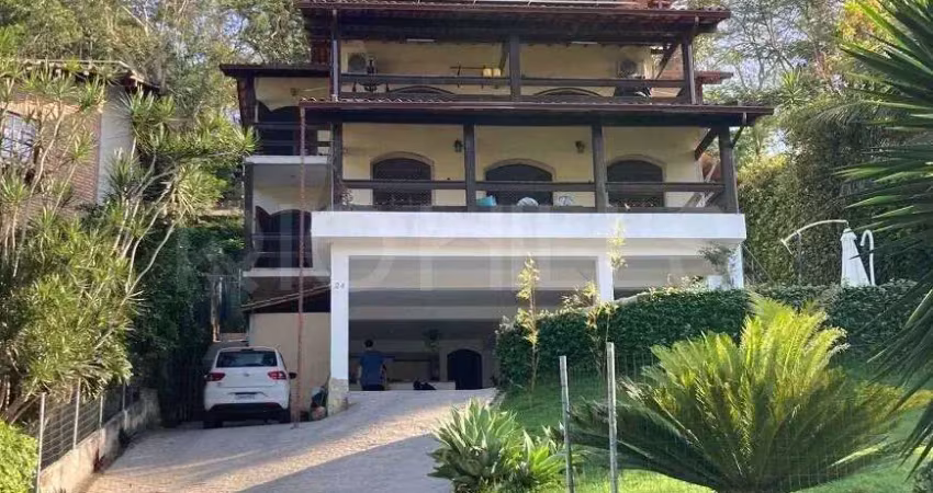 Casa em Condomínio, com 4 quartos e 369m², à venda na Vila Progresso, Niterói/RJ