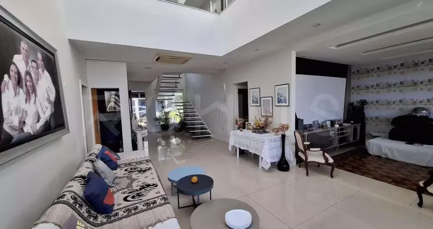Casa em condomínio com 4 quartos e 480m², à venda em charitas, niterói/rj