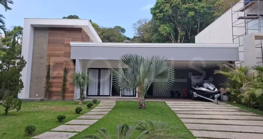 Casa em condomínio com 4 quartos e 240m², à venda em itaipu, niterói/rj