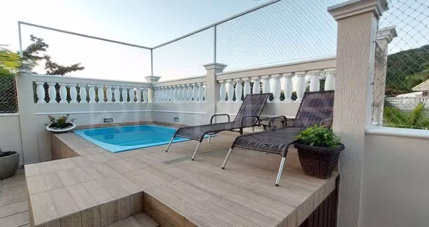 Apartamento cobertura linear de 3 quartos, com 210m², à venda em itaipu, niterói/rj
