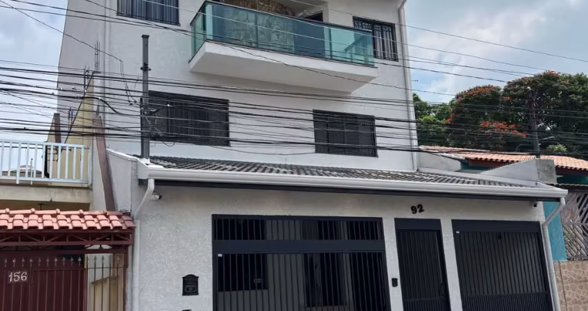 Linda casa sobrado com 354 metros, 4 vagas no centro de Osasco, São Paulo
