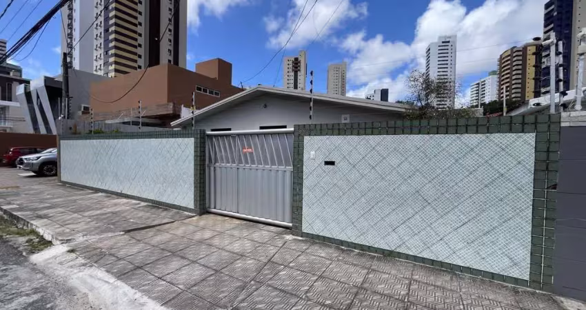 Oportunidade única - dois terrenos unificados com casas | área total 540 m²