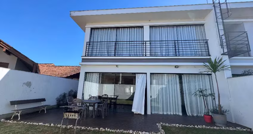 Casa financiável à venda na lagoa da conceição - florianópolis
