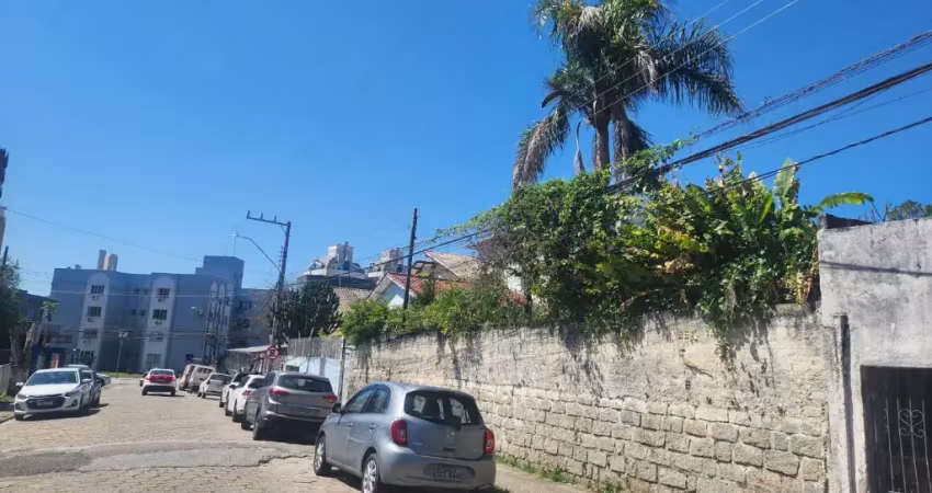 Terreno à venda na Rua Álvaro Ramos, 2, Trindade, Florianópolis