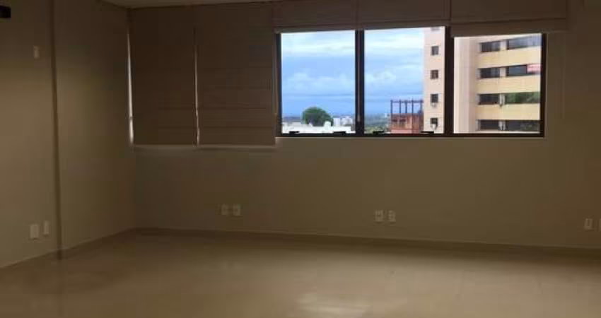 Edifício Top Tower - Sala Comercial - 121,00 m² para Locação - Avenida do CPA em Cuiabá-MT